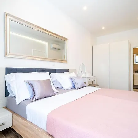 Corallium Lux Apartmán